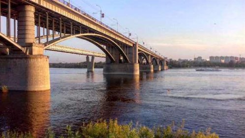 Мост Октябрьский